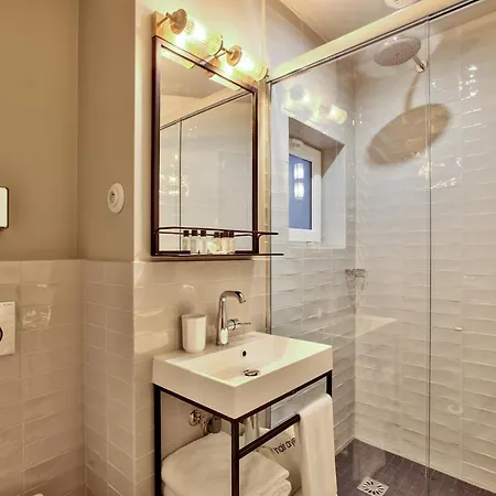 ホテル Maison Barbes