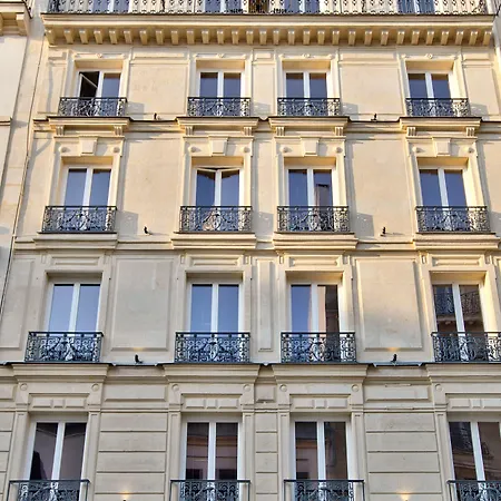 Maison Barbes パリ