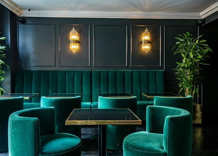 Maison Barbès 4* Paris