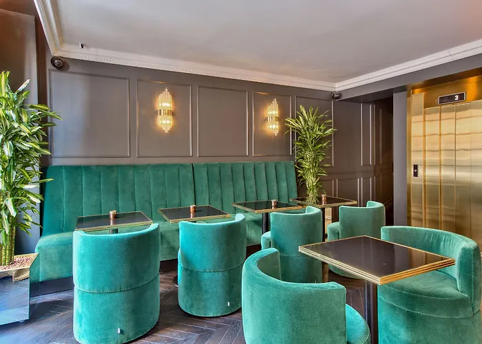 Hotel Maison Barbès 4*