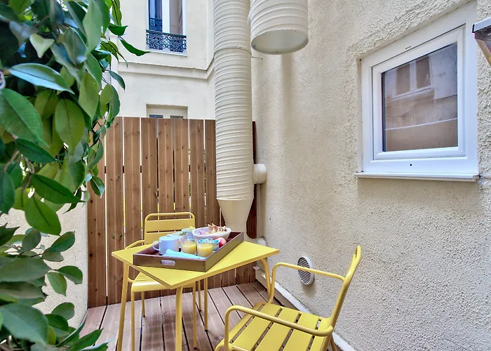 Hotel Maison Barbès 4*