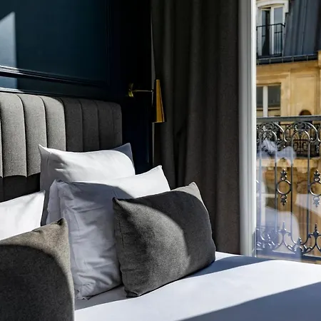 Maison Barbes 4*