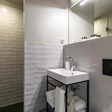 Maison Barbes