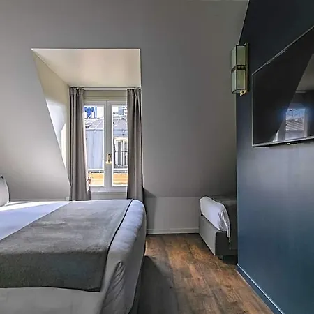 Maison Barbes 4* Paryż