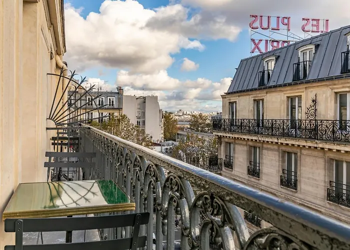 Maison Barbes Hotel 4*