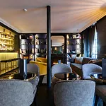Hotel Maison Barbes Paryż