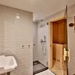 Maison Barbes 4*