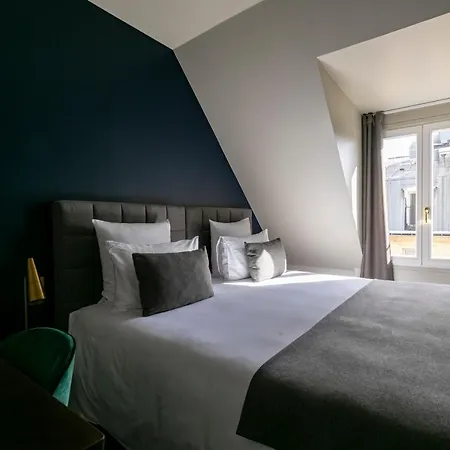 Maison Barbes 호텔