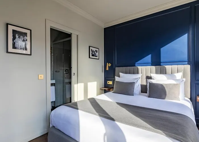 Maison Barbes מלון