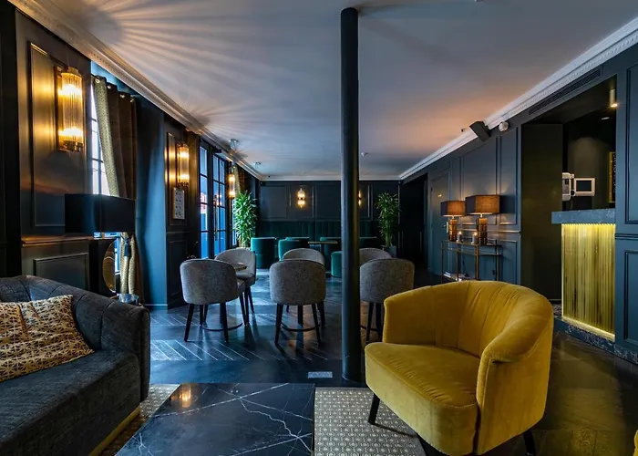 Maison Barbes פריז